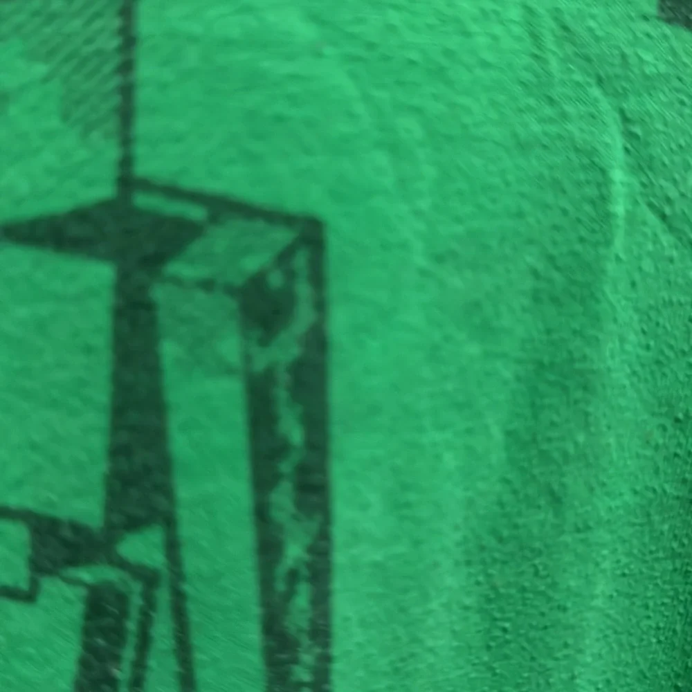 Old Navy Boys XXL (18) Minecraft Creeper Green T-Shirt | Gaming Tee | Kids Youth
